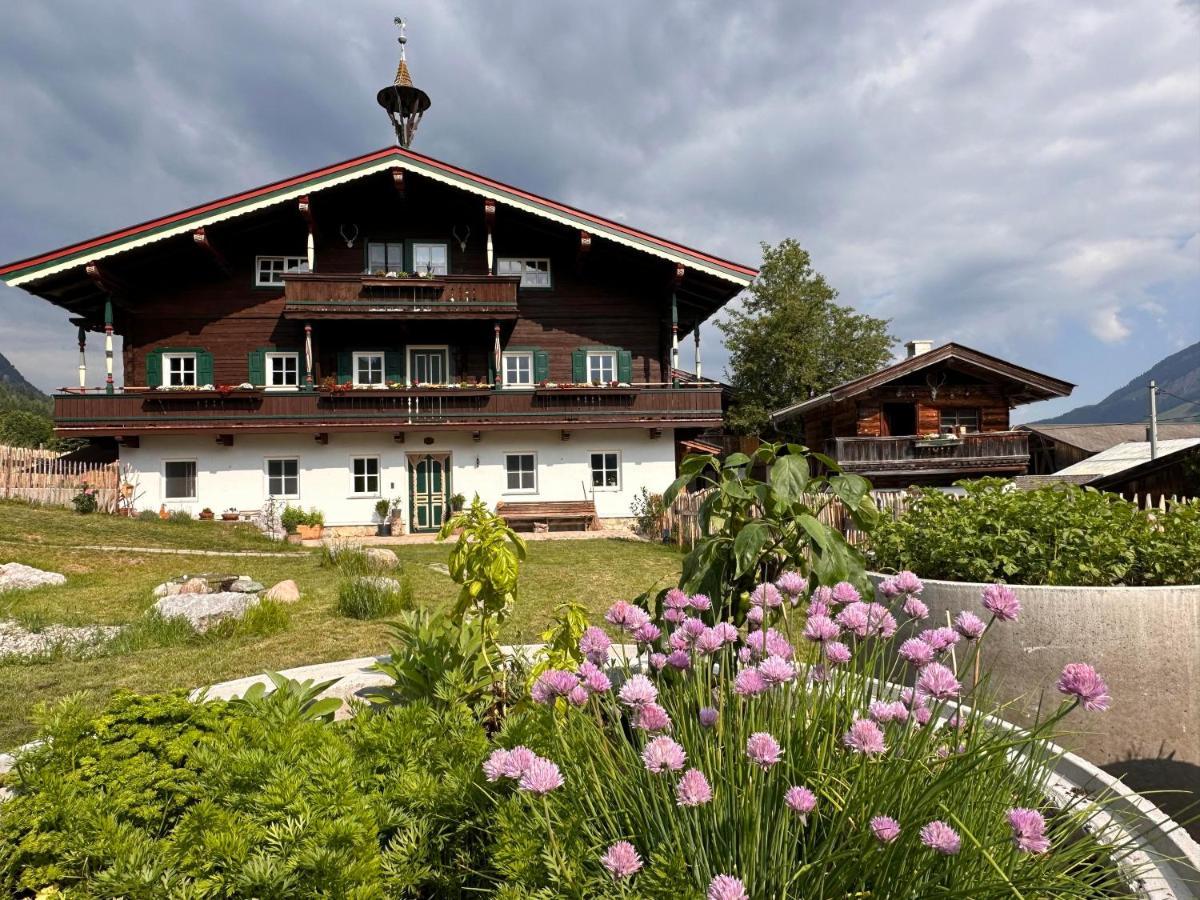 Obinghof Apartamento Fieberbrunn Exterior foto
